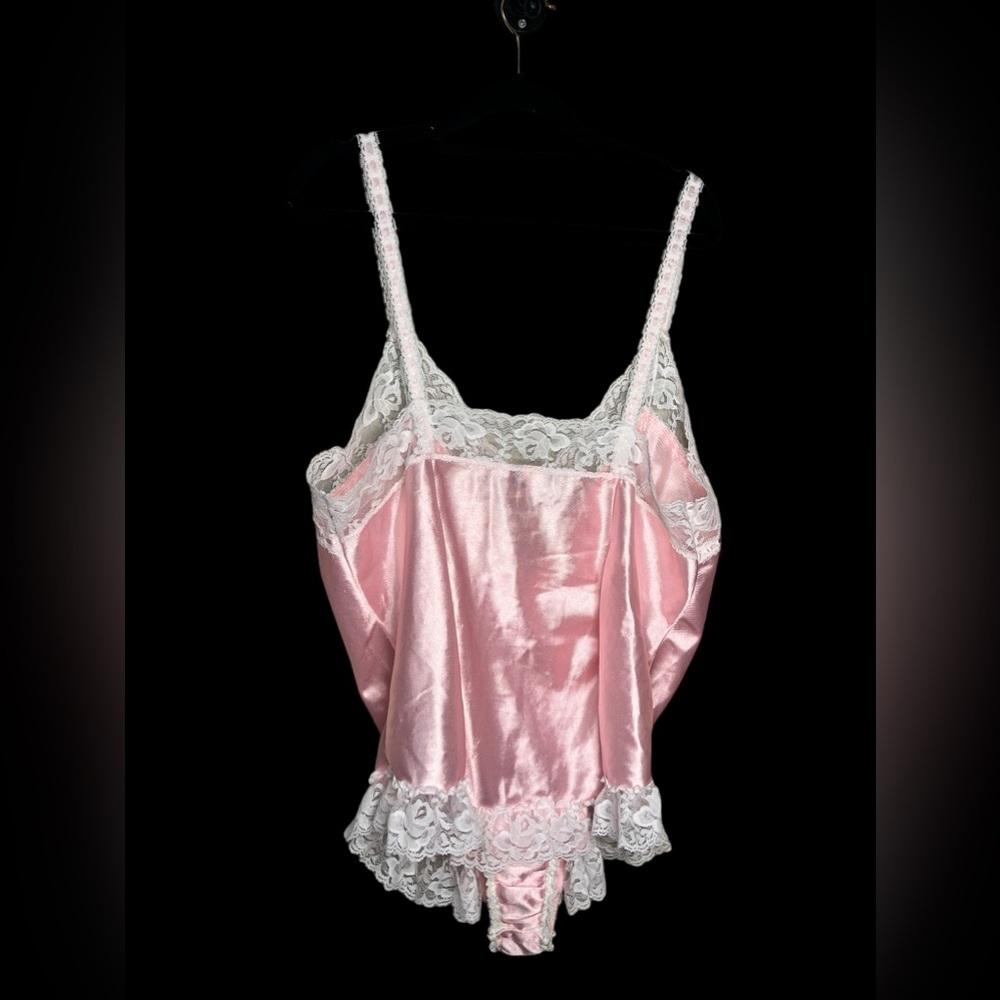 Vintage 1960s Vandamere Nightgown - Picture 4 of 7